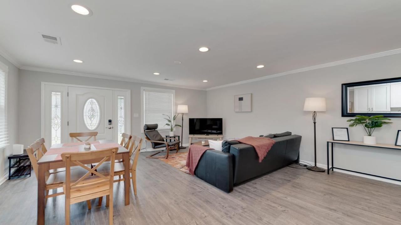 Stylish 3Br 3Ba Colonial House By Cozysuites Alexandria Exterior foto